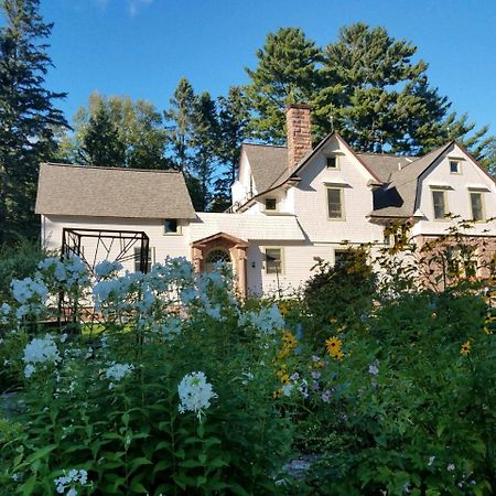 Pinehurst Inn Bed & Breakfast 베이필드 외부 사진