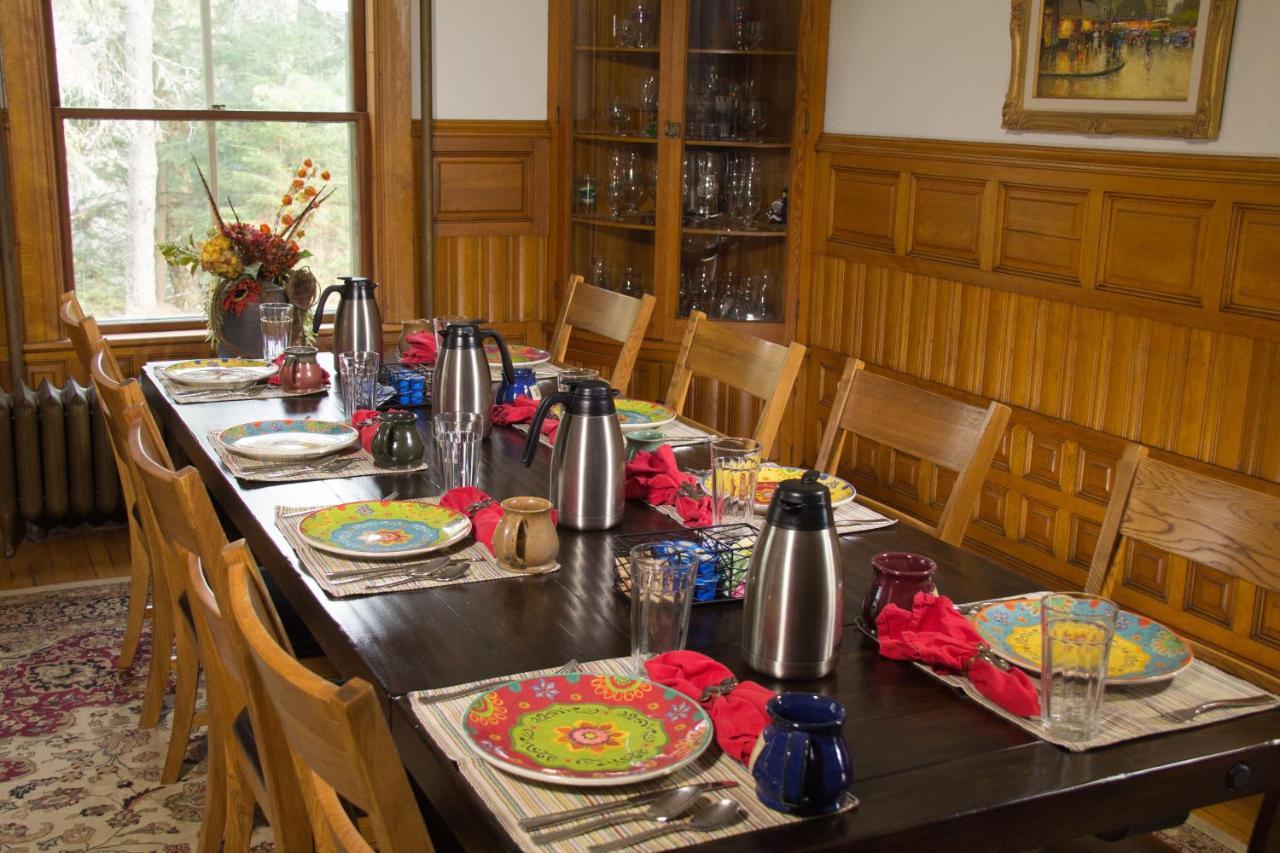 Pinehurst Inn Bed & Breakfast 베이필드 외부 사진